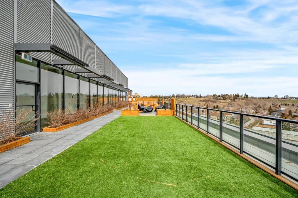 Chic 1Br Kensington Unit W/Parking Apartamento YYC Exterior foto