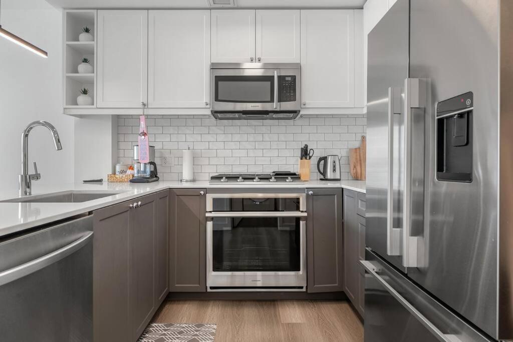 Chic 1Br Kensington Unit W/Parking Apartamento YYC Exterior foto